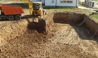 Рытье котлованов под фундамент в Ртищево – цена от 2641 руб. за м3 | 2Землекопа-Ртщ