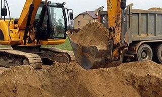 Выкопать яму экскаватором в Ртищево от 951 руб. - 2Землекопа-Ртщ